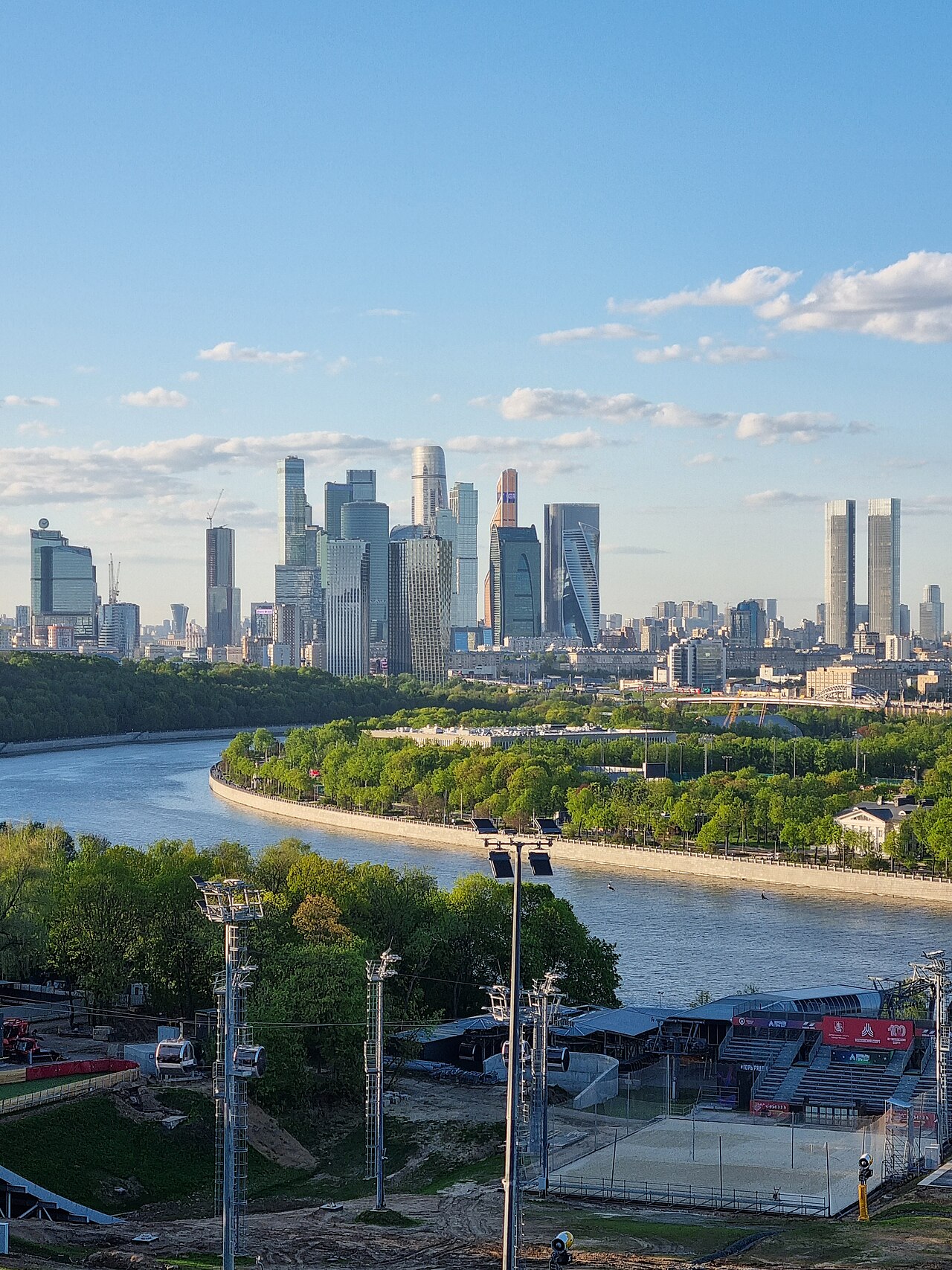 Москва: городской силуэт