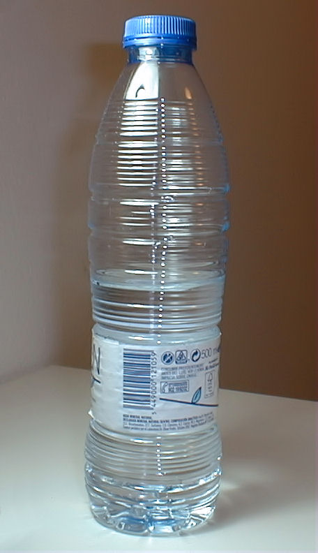 Пластиковые бутылки